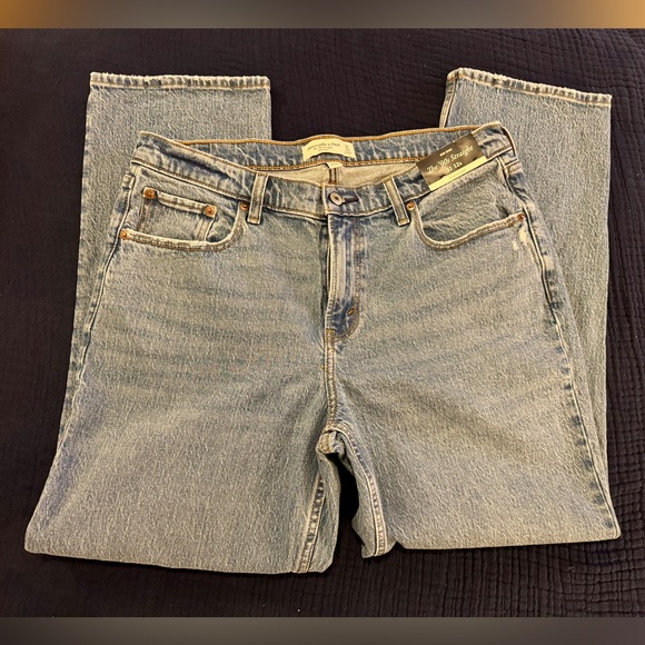 Abercrombie Jeans - Picture 1 of 7